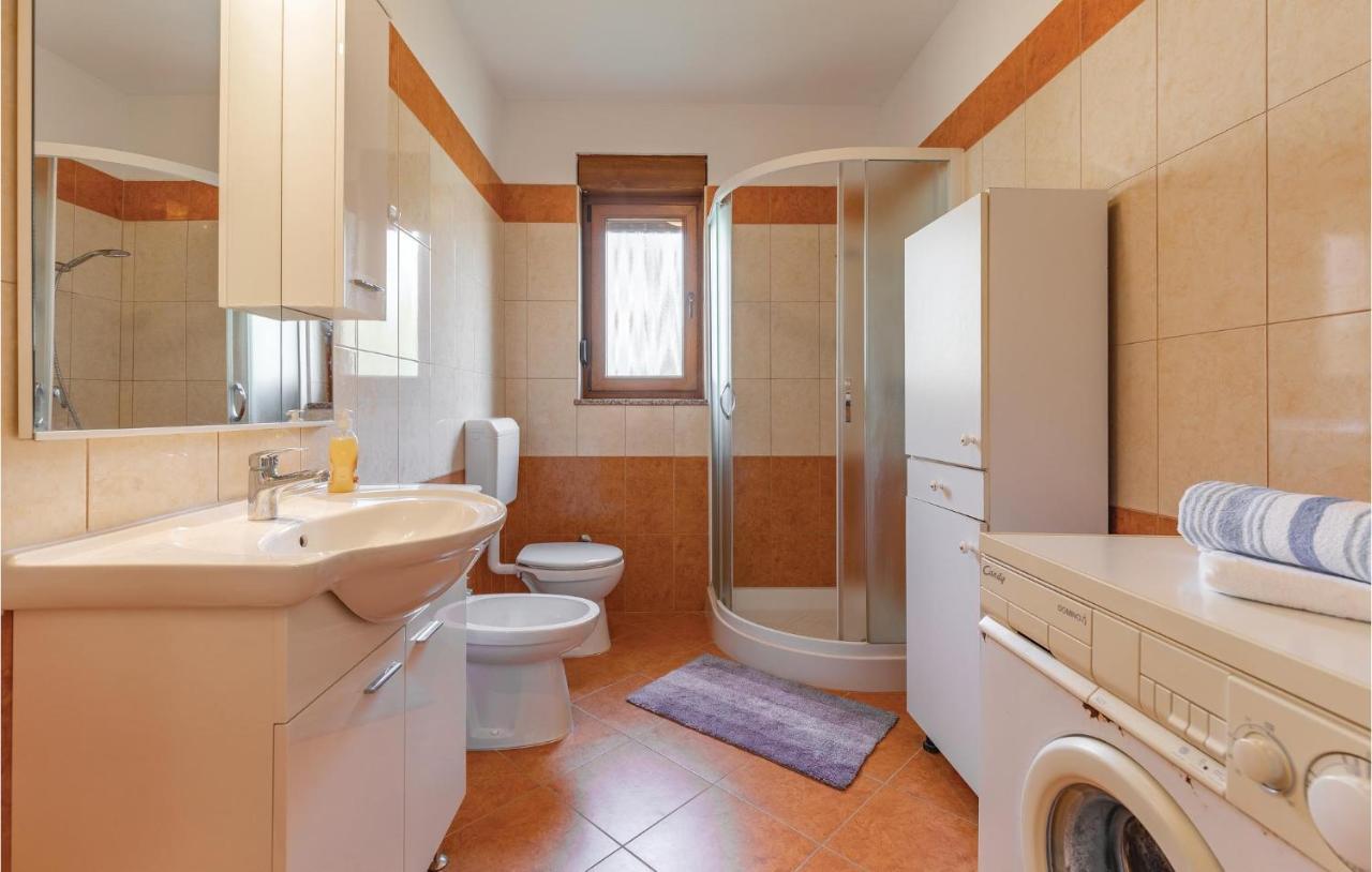 Awesome Apartment In Pula With Wifi エクステリア 写真
